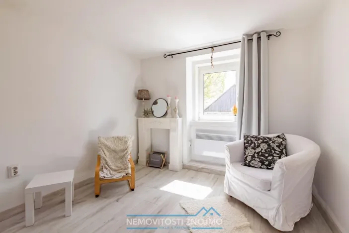 Prodej rodinného domu, Alberndorf im Pulkautal, Rakousko, Bundesstraße, 180 m2