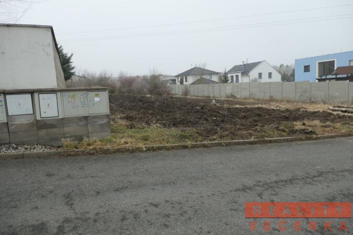 Prodej pozemku pro bydlení, Chýně, 640 m2