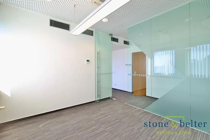 Pronájem kanceláře, Mladá Boleslav, třída T. G. Masaryka, 128 m2