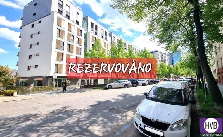 Pronájem bytu 1+kk, Praha - Holešovice, Jankovcova, 43 m2