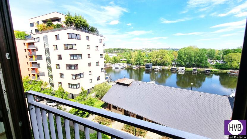 Pronájem bytu 1+kk, Praha - Holešovice, Jankovcova, 43 m2