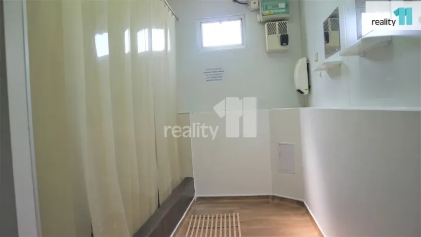 Pronájem obchodního prostoru, Ostrava - Přívoz, Jaroňkova, 1000 m2