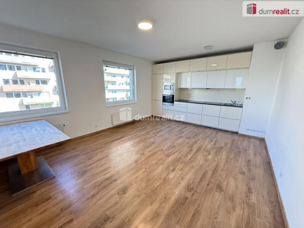 Pronájem bytu 2+kk, Praha - Horní Měcholupy, Modenská, 62 m2