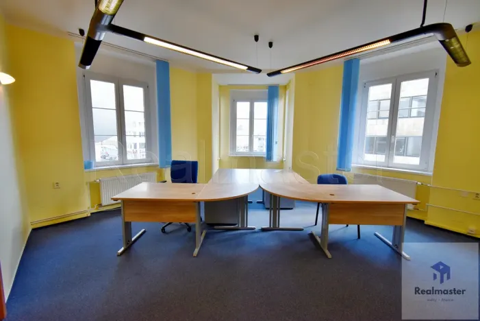 Pronájem kanceláře, Ústí nad Labem - Ústí nad Labem-centrum, Dlouhá, 360 m2