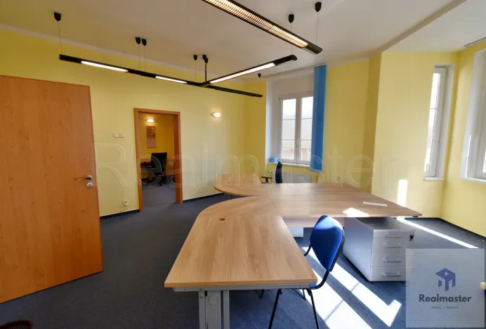 Pronájem kanceláře, Ústí nad Labem - Ústí nad Labem-centrum, Dlouhá, 360 m2