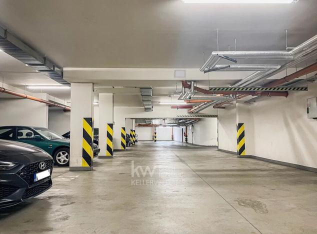 Prodej garážového stání, Praha - Kunratice, Merhoutova, 12 m2