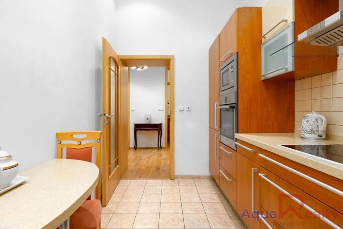 Prodej bytu 3+1, Karlovy Vary, T. G. Masaryka, 75 m2