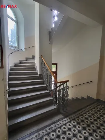 Prodej činžovního domu, Znojmo, Jarošova, 1200 m2