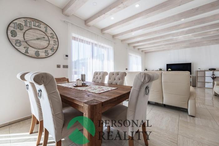 Prodej rodinného domu, Háje, 236 m2