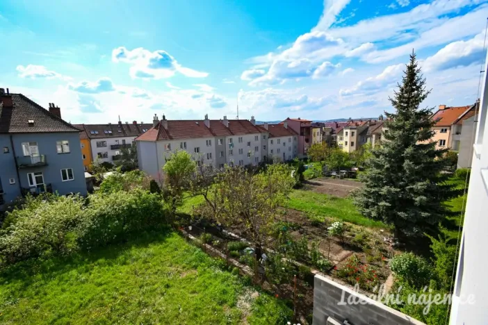 Pronájem bytu 1+kk, Brno - Židenice, Slatinská, 32 m2