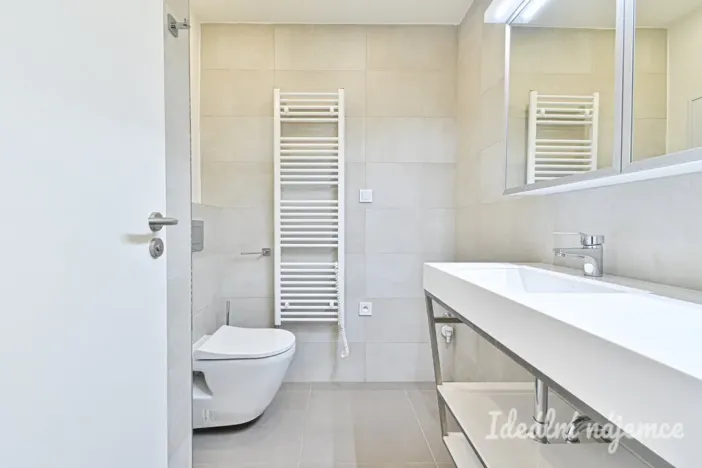 Pronájem bytu 1+kk, Brno - Židenice, Slatinská, 32 m2