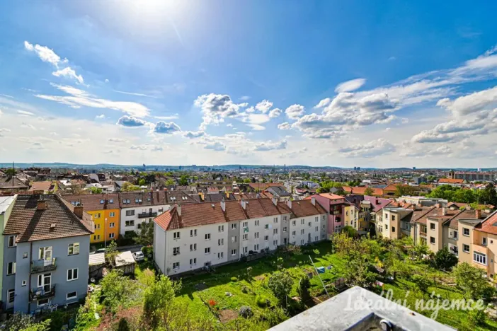 Pronájem bytu 1+kk, Brno - Židenice, Slatinská, 32 m2