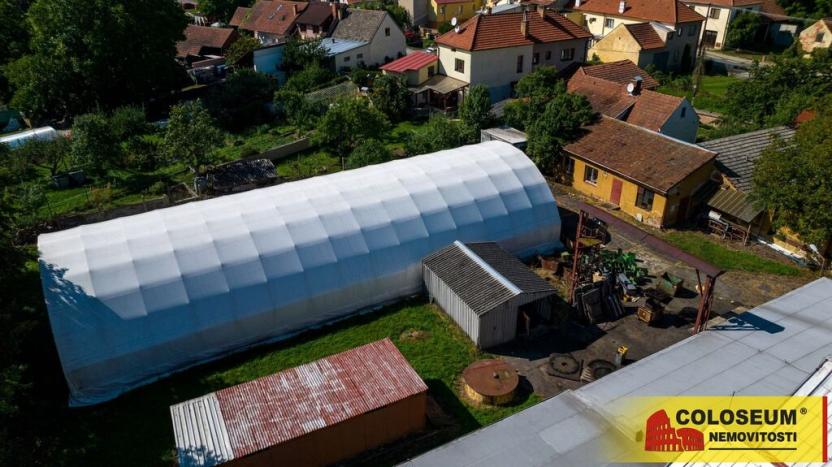 Pronájem komerční nemovitosti, Drnovice, 2370 m2