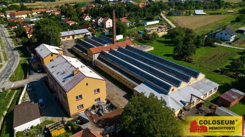 Pronájem komerční nemovitosti, Drnovice, 2370 m2