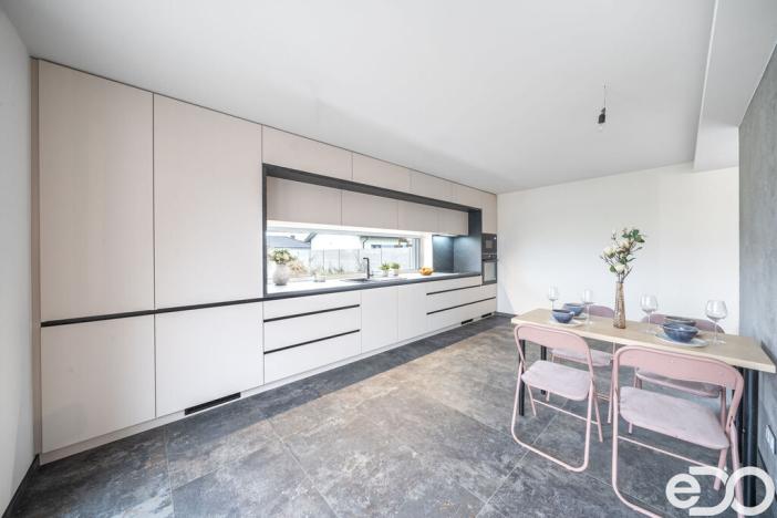 Prodej rodinného domu, Svatý Mikuláš, Prostřední, 172 m2