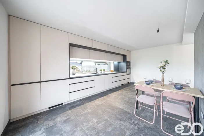 Prodej rodinného domu, Svatý Mikuláš, Prostřední, 172 m2