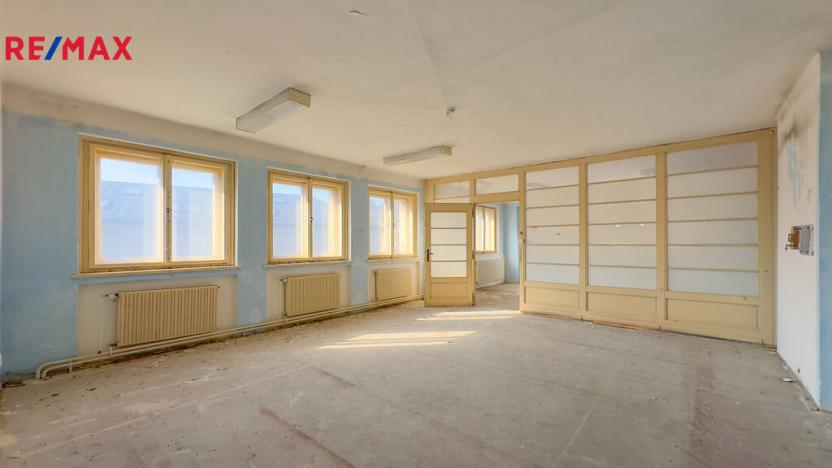 Prodej obchodního prostoru, Úpice, Dr. Teuchmanna, 1817 m2