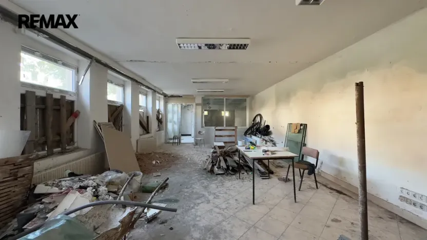 Prodej obchodního prostoru, Úpice, Dr. Teuchmanna, 1817 m2