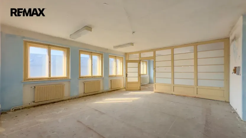 Prodej obchodního prostoru, Úpice, Dr. Teuchmanna, 1817 m2