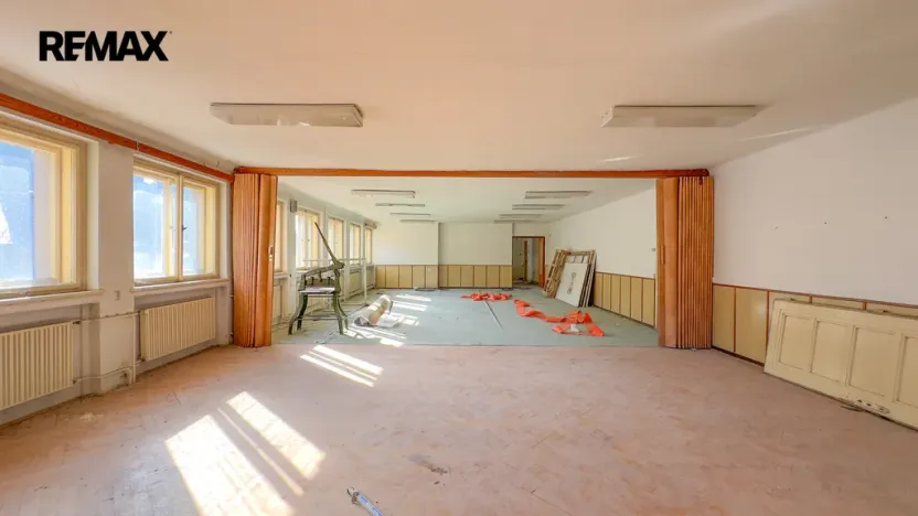 Prodej obchodního prostoru, Úpice, Dr. Teuchmanna, 1817 m2