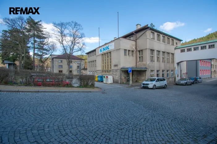 Prodej obchodního prostoru, Úpice, Dr. Teuchmanna, 1817 m2