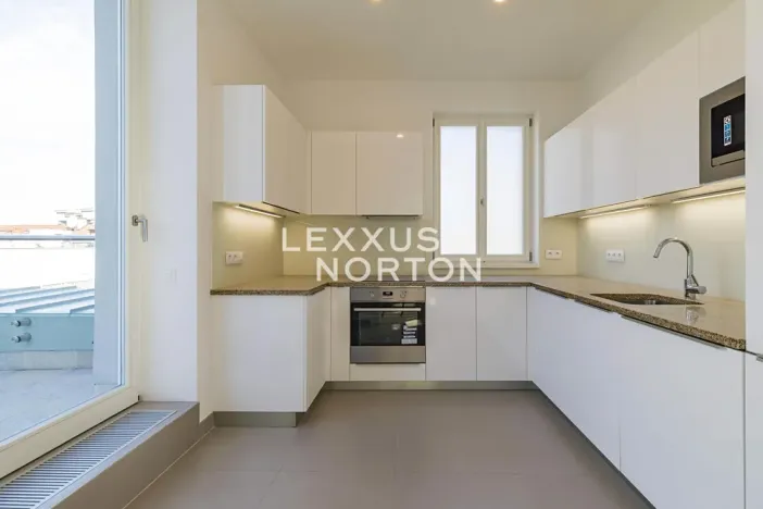 Pronájem bytu 3+1, Praha - Nové Město, Jungmannova, 117 m2