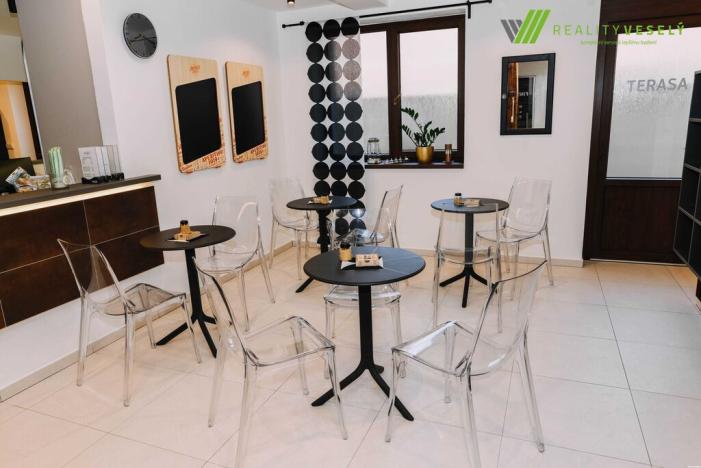 Prodej komerční nemovitosti, Veselí nad Moravou, Národních mučedníků, 391 m2