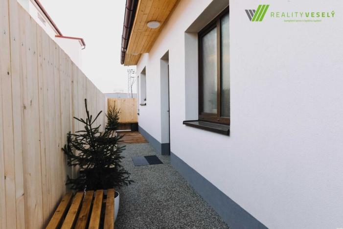 Prodej komerční nemovitosti, Veselí nad Moravou, Národních mučedníků, 391 m2