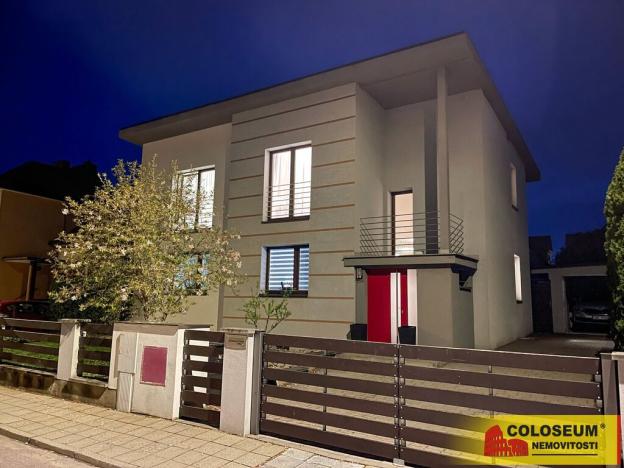 Prodej rodinného domu, Moravský Krumlov, 204 m2