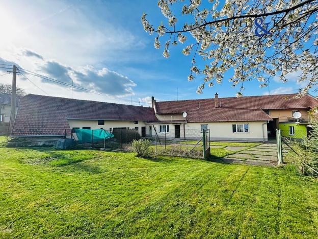 Prodej vícegeneračního domu, Pavlovice u Kojetína, 300 m2