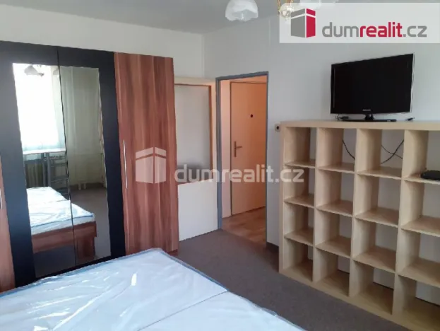 Pronájem bytu 1+1, Praha - Prosek, Veltruská, 27 m2