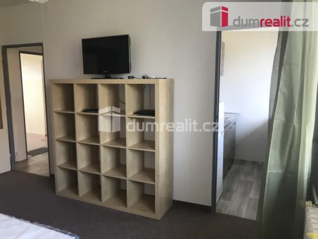 Pronájem bytu 1+1, Praha - Prosek, Veltruská, 27 m2