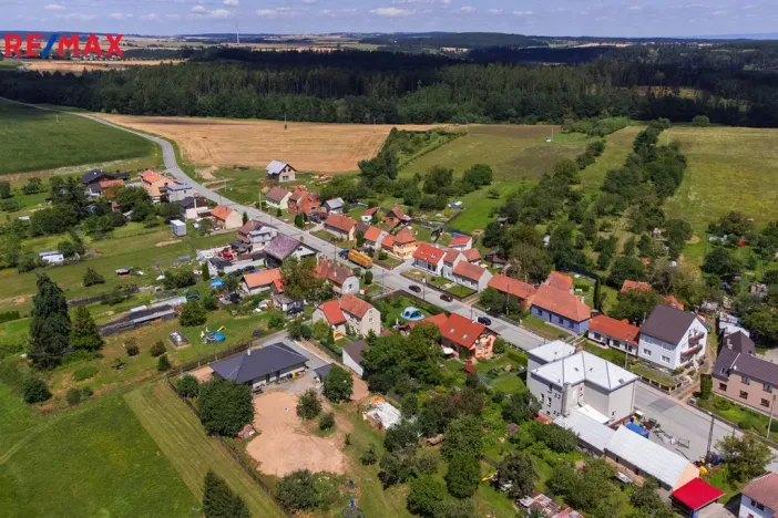 Prodej pole, Podomí, 1938 m2