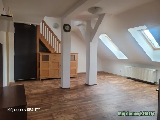 Pronájem bytu 3+kk, Praha - Radotín, Věštínská, 85 m2