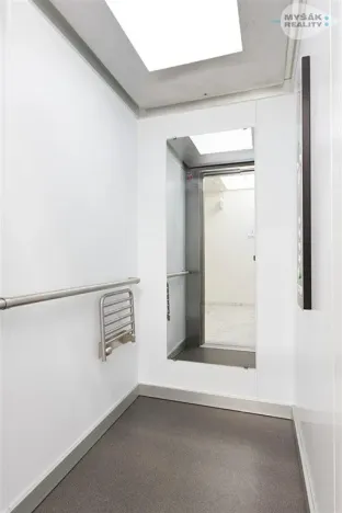 Prodej bytu 2+kk, Kladno, Vrchlického, 72 m2