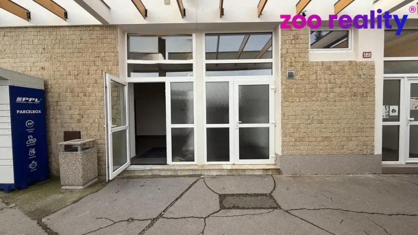 Pronájem obchodního prostoru, Chomutov, Jiráskova, 90 m2