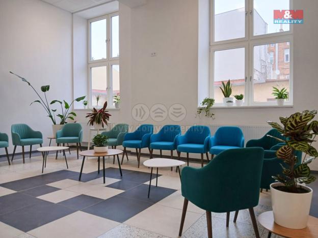 Pronájem obchodního prostoru, Opava - Město, Masarykova třída, 100 m2