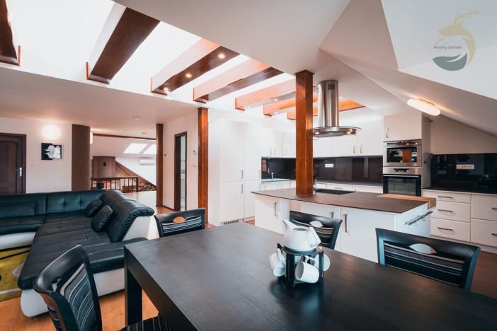 Prodej obchodního prostoru, Sušice, náměstí Svobody, 628 m2