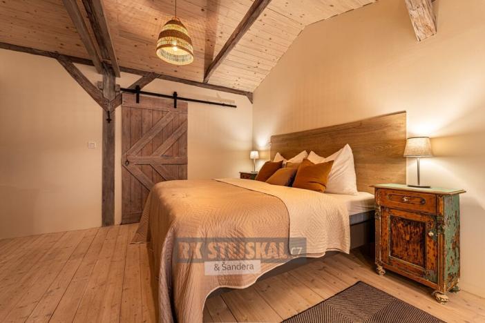 Prodej rodinného domu, Číměř, 768 m2