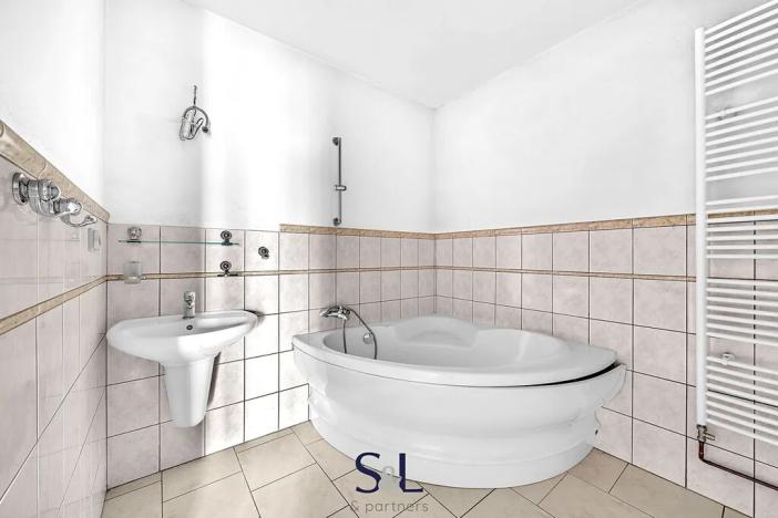 Prodej rodinného domu, Železný Brod, 528 m2