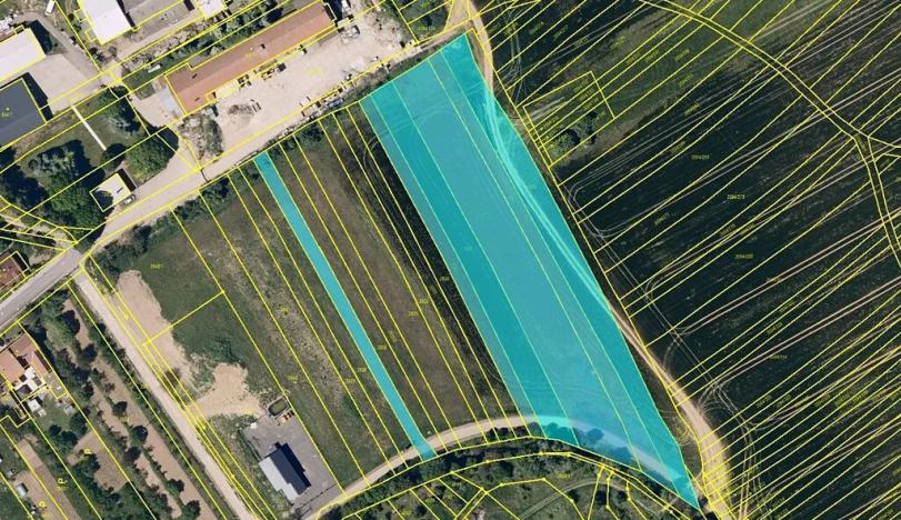 Prodej komerčního pozemku, Jalubí, 9336 m2