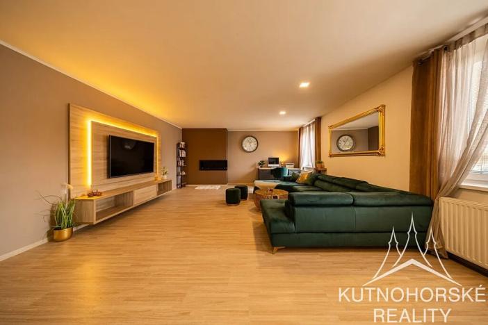 Prodej komerční nemovitosti, Kutná Hora, Zvěřinova, 317 m2