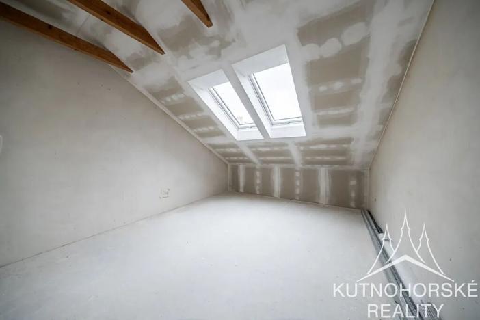 Prodej komerční nemovitosti, Kutná Hora, Zvěřinova, 317 m2