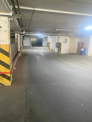 Prodej garážového stání, Praha - Letňany, Lovosická, 18 m2