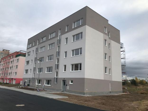 Prodej bytu 1+kk, Žatec, Husova, 42 m2