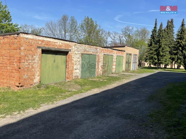 Prodej činžovního domu, Svojšice, 705 m2