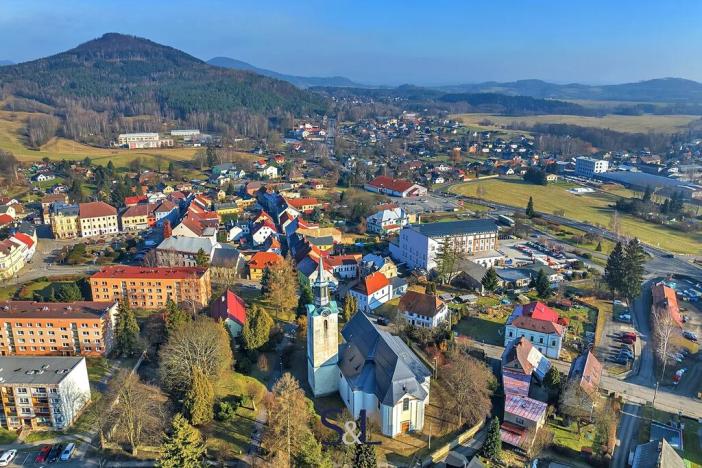 Prodej činžovního domu, Cvikov, Československé armády, 240 m2