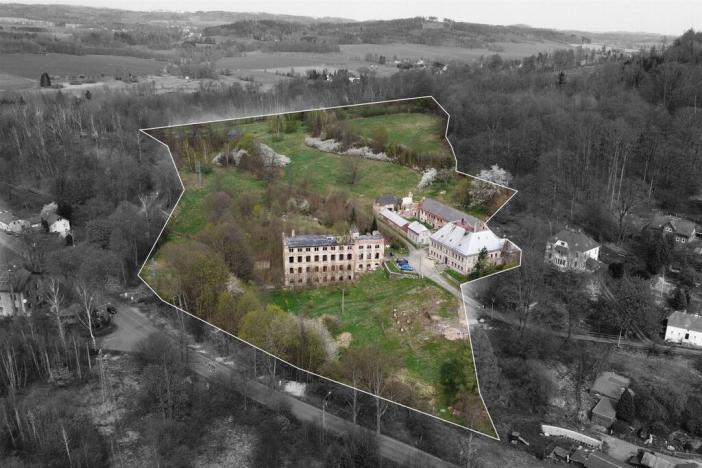 Prodej komerční nemovitosti, Mikulášovice, 1570 m2