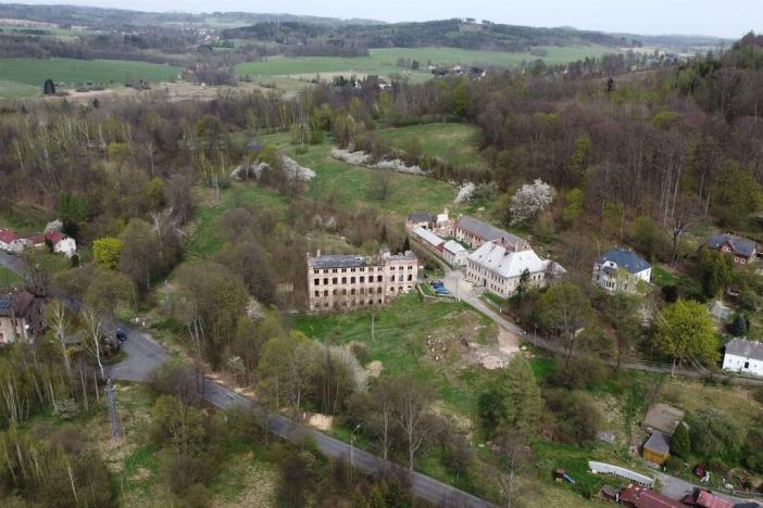 Prodej komerční nemovitosti, Mikulášovice, 1570 m2