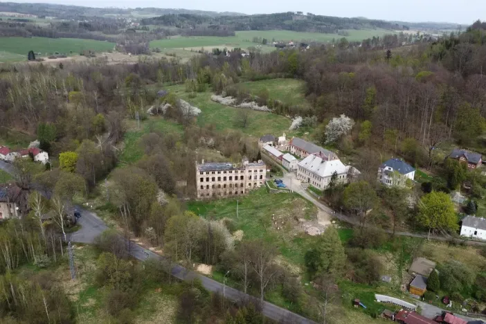 Prodej komerční nemovitosti, Mikulášovice, 1570 m2